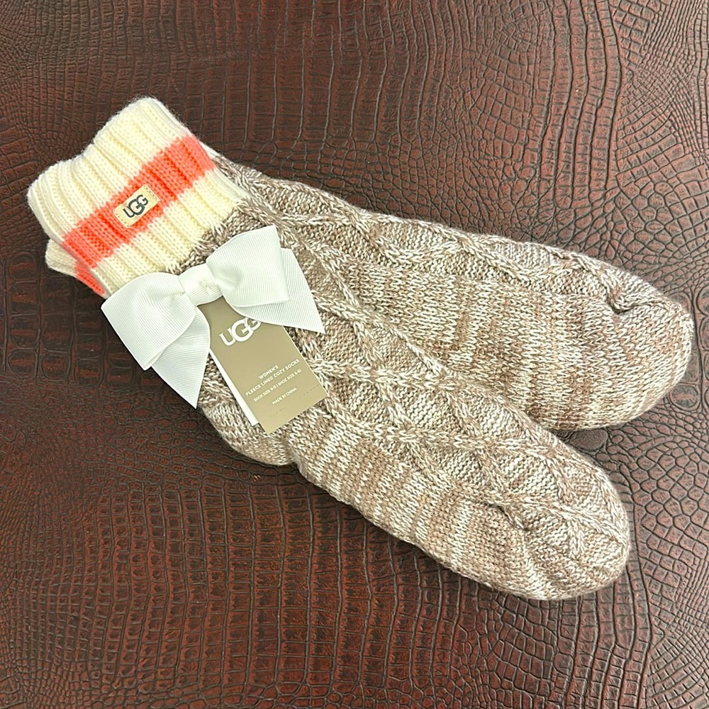 NWT Ugg cozy fleece lined skid resistant socks.